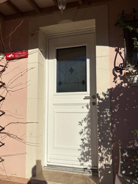 Porte aluminium à Flassans sur issole